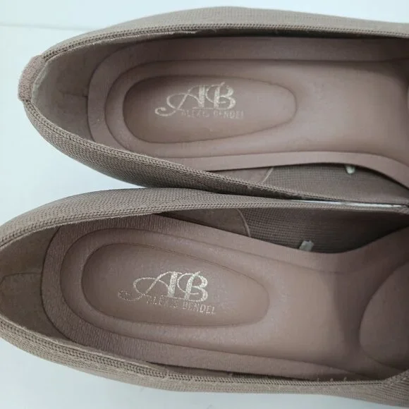 Alexis Bendel Taupe Pointed Toe Heels Pumps Size 7 - Picture 7 of 10